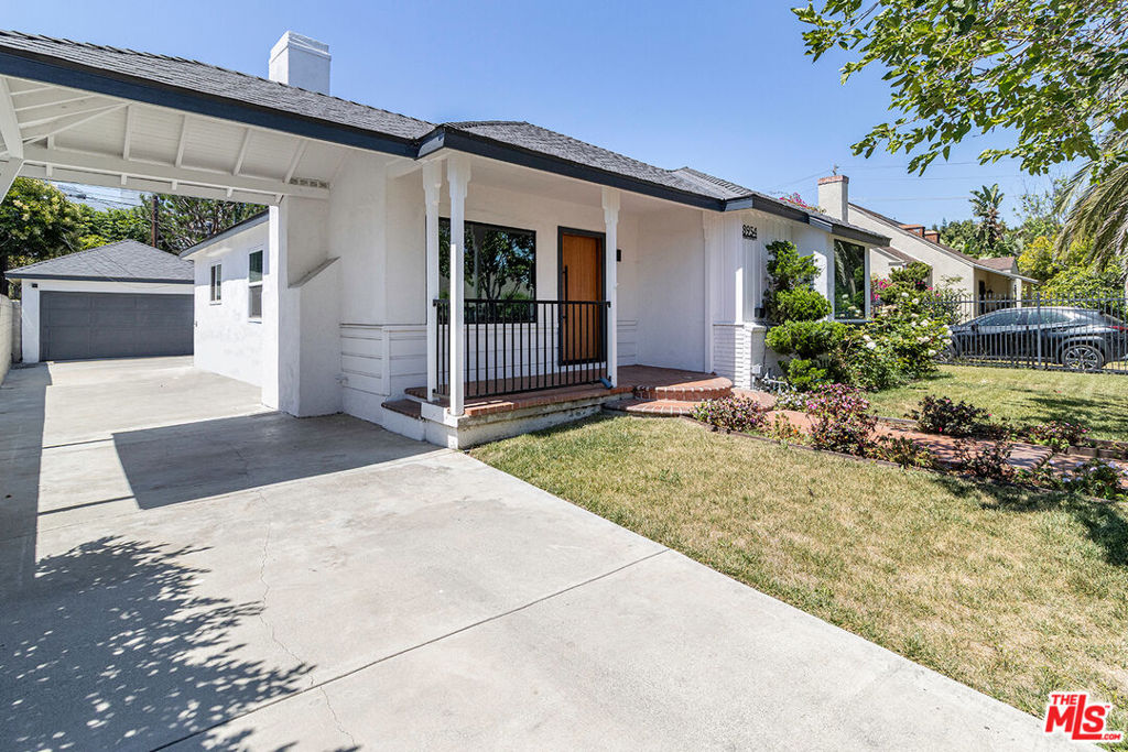 8954 Kramerwood Place