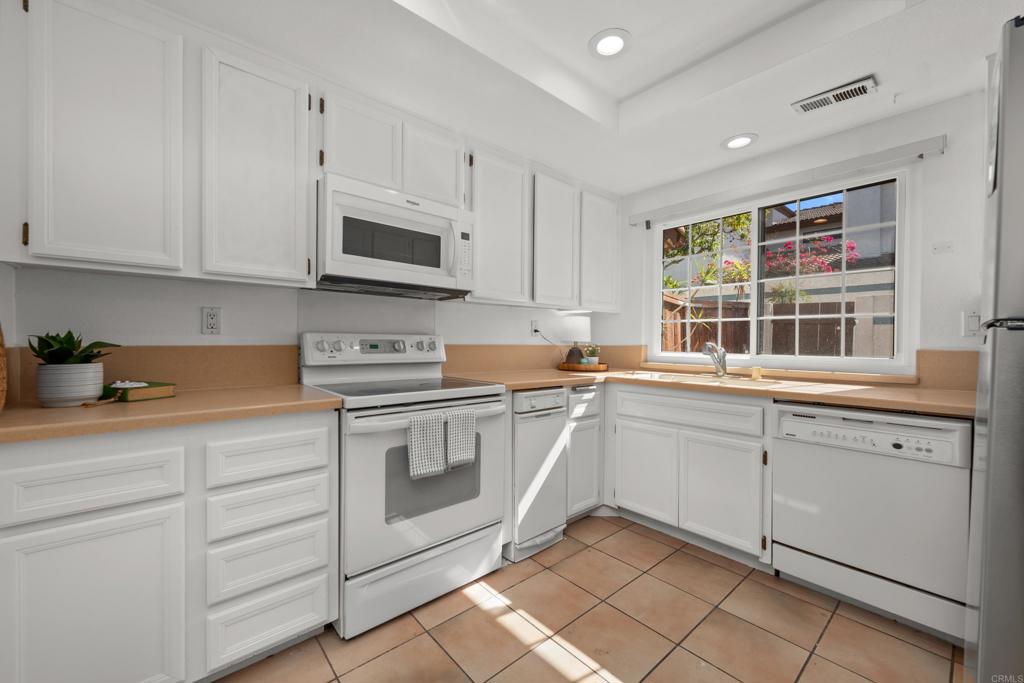 1579 Apache Drive E