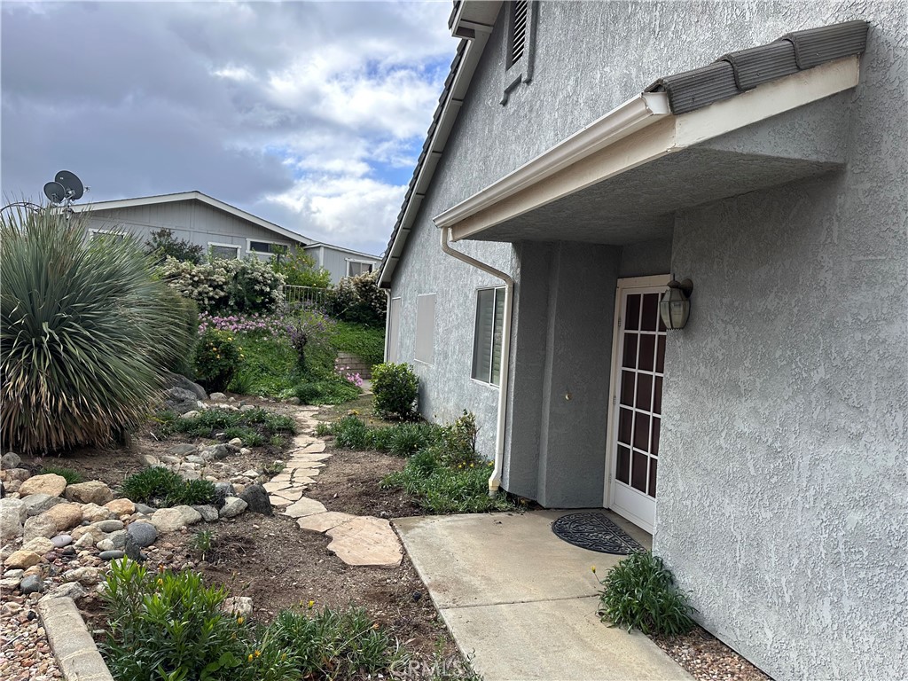 41023 Cedar Ridge Lane