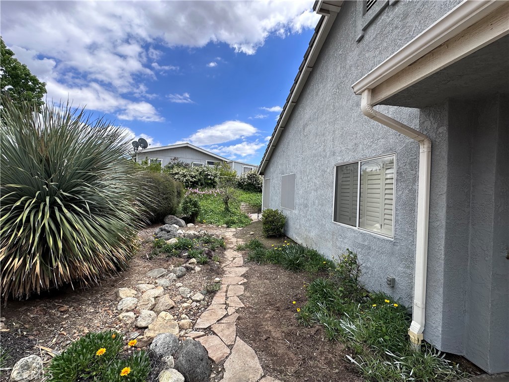 41023 Cedar Ridge Lane