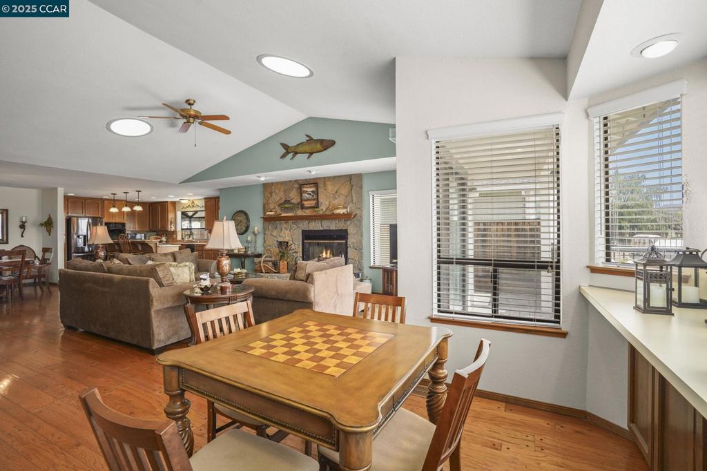 DELTA WATERFRONT ACCESS - Residential