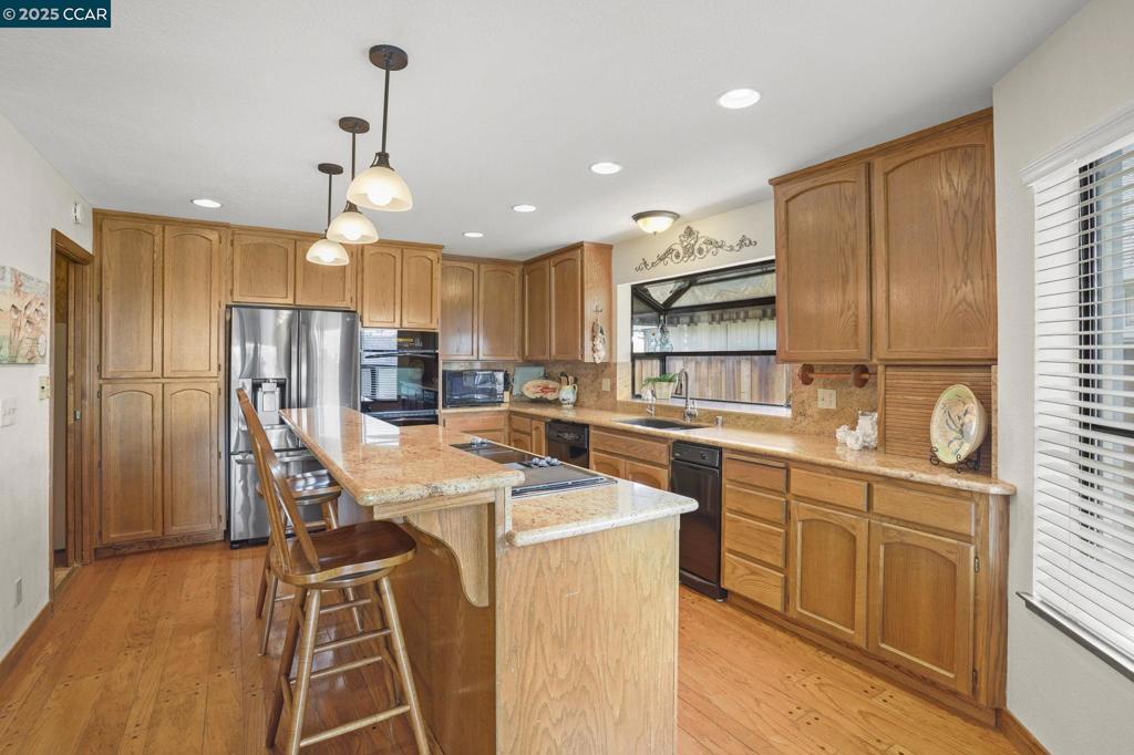 DELTA WATERFRONT ACCESS - Residential