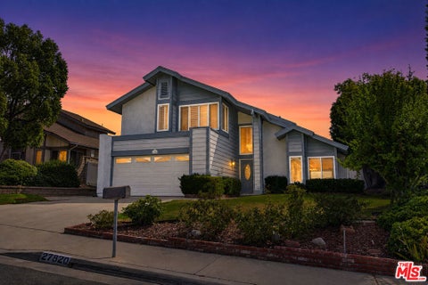 Photo of 27820 Palmetto Ridge Drive, Santa Clarita, CA 91354 (MLS # 26876277)
