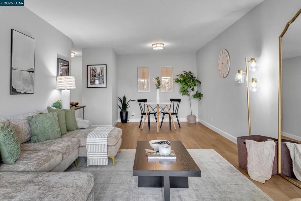 SOUTHSHORE - Residential