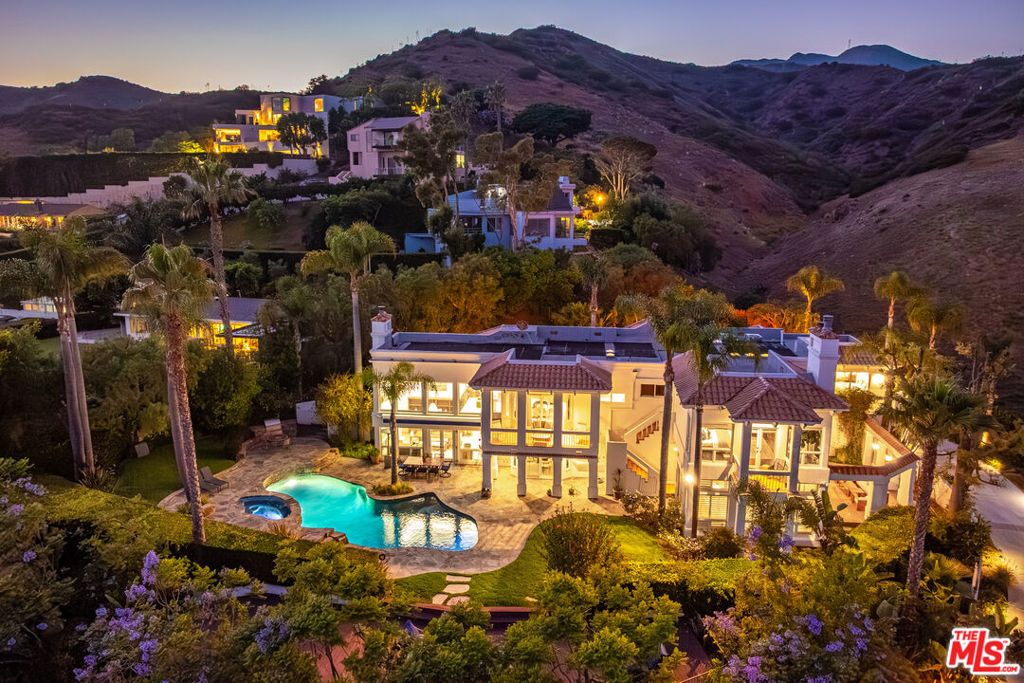 Photo of 26743 Via Linda Street, Malibu, CA 90265 (MLS # 26685809)