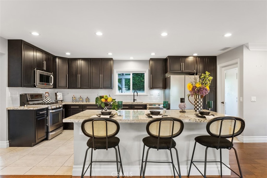 13351 Cromwell
