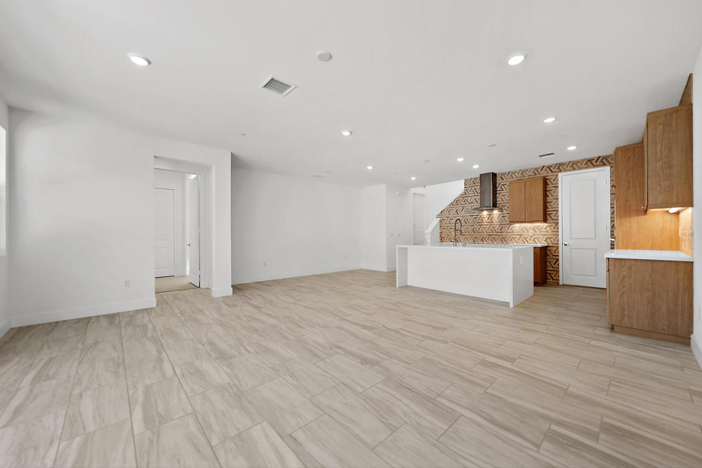 2664 Lavender Lane