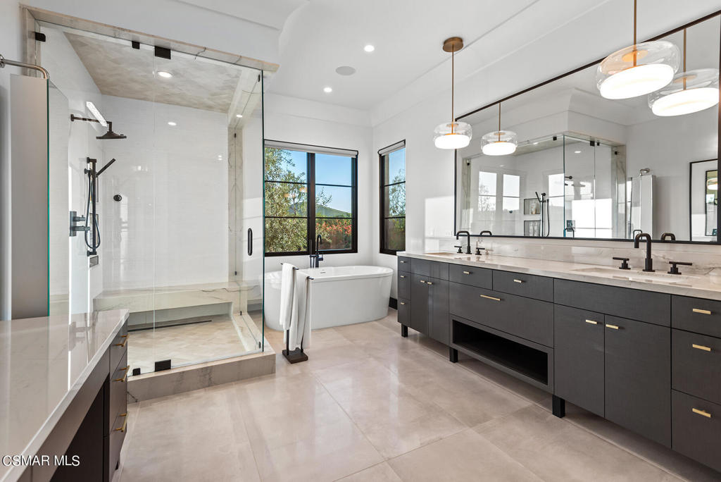 Unknown-999 - Residential