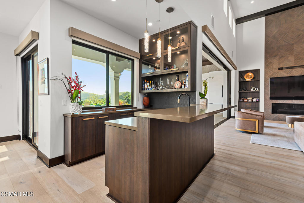 Unknown-999 - Residential