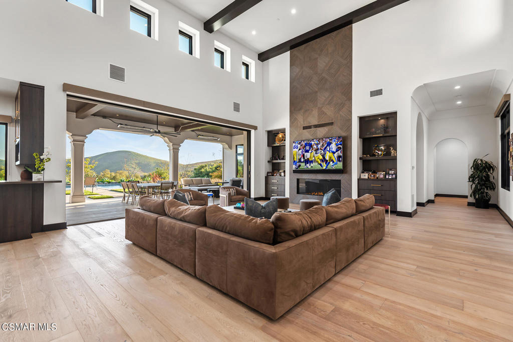 Unknown-999 - Residential