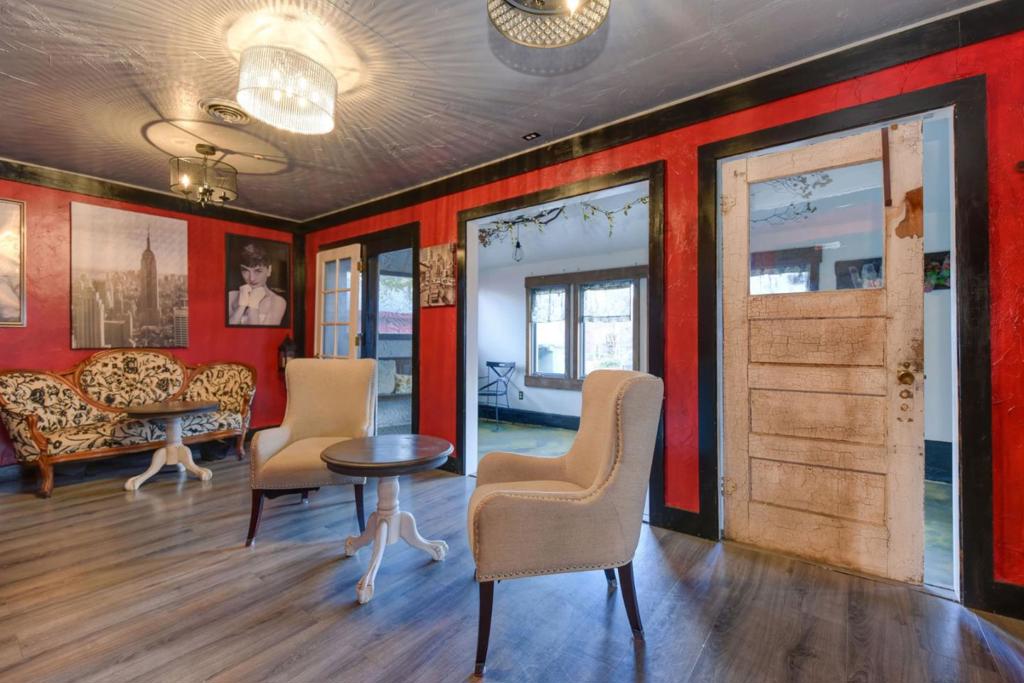 15917 State Highway 49