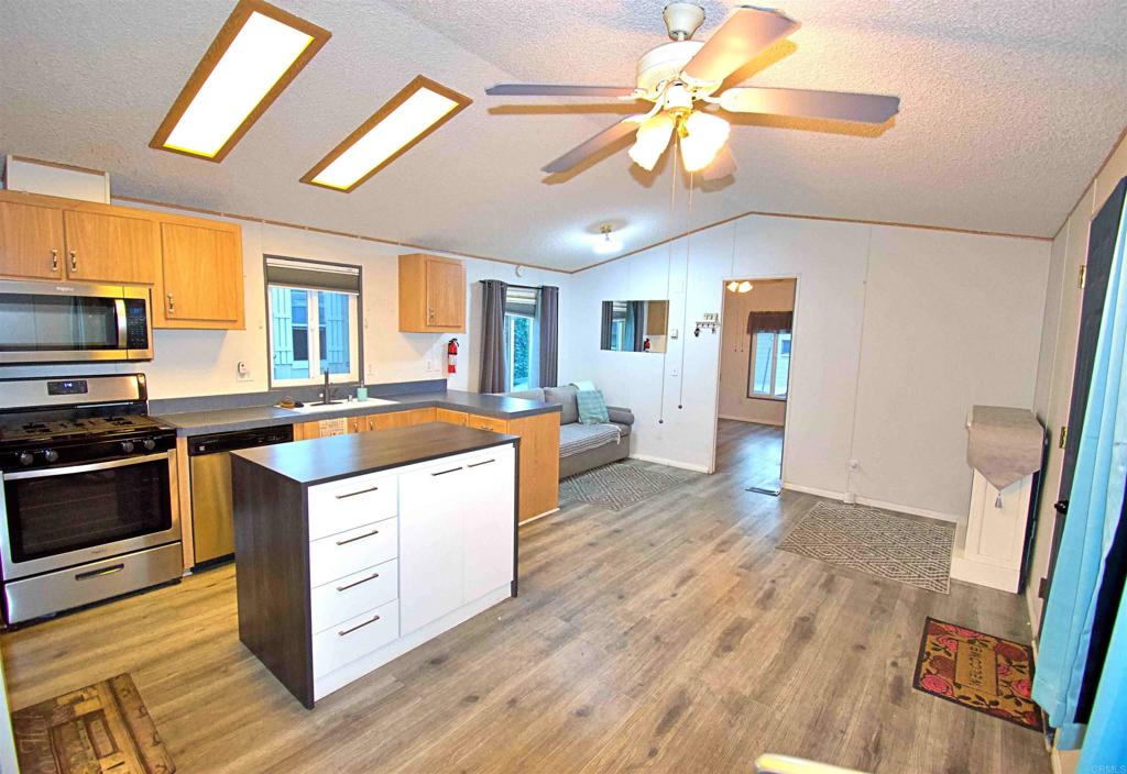1381 Palm Avenue SPC 36