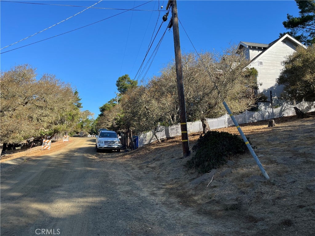 13 Tweed Avenue
