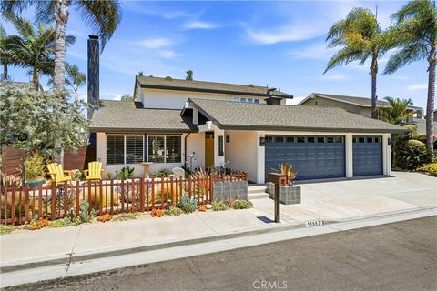 Photo of 17982 Dellglen Circle, Huntington Beach, CA 92647 (MLS # OC26145863)