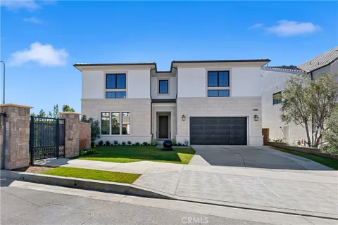 MLS: SR26187440