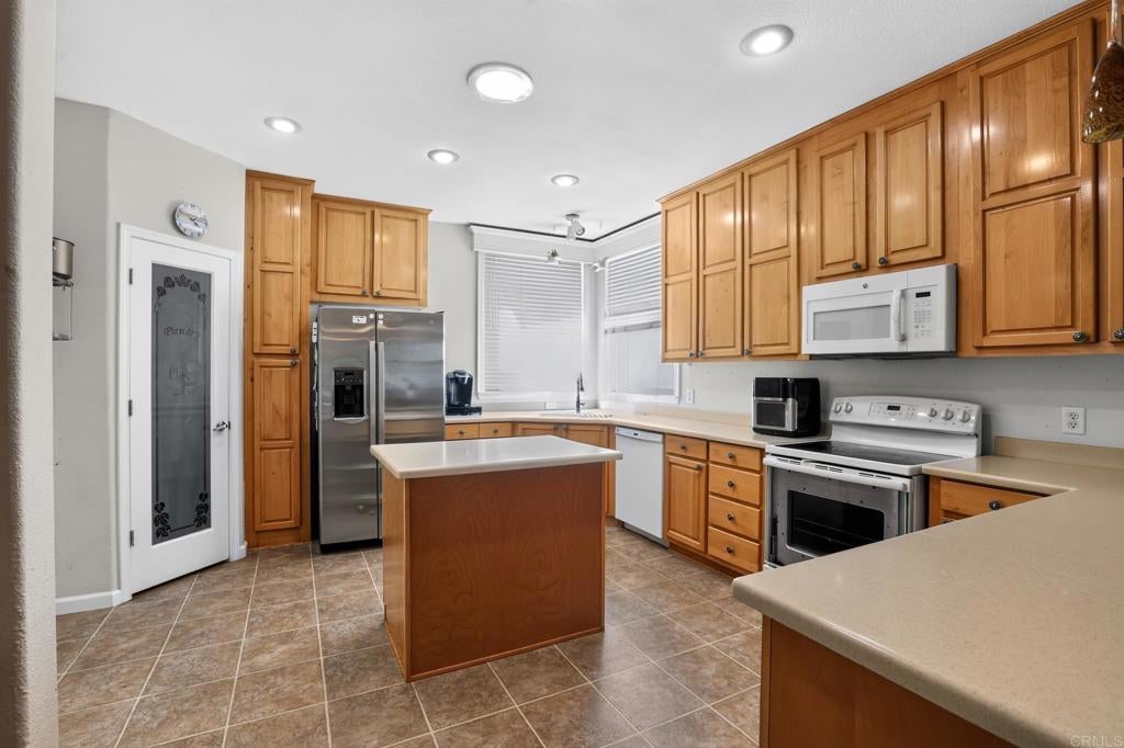 3263 Vineyard Ave 58