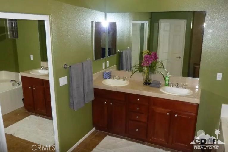 Sandhurst Cove - Residential