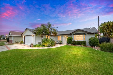 12372 Lamplighter Street Garden Grove CA 92845