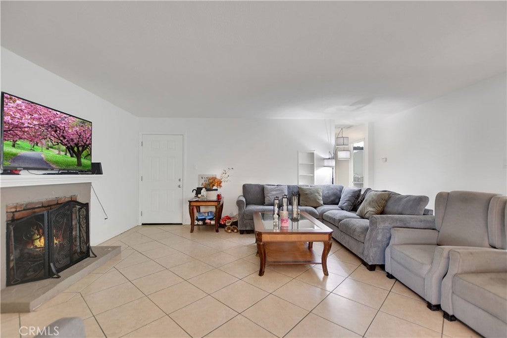 5560 Cleta Drive