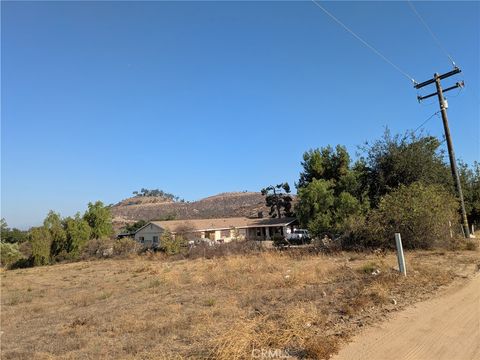 35960 Arendt Lane Murrieta CA 92563
