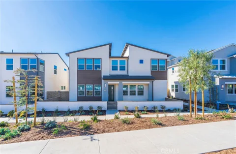MLS: OC26125190
