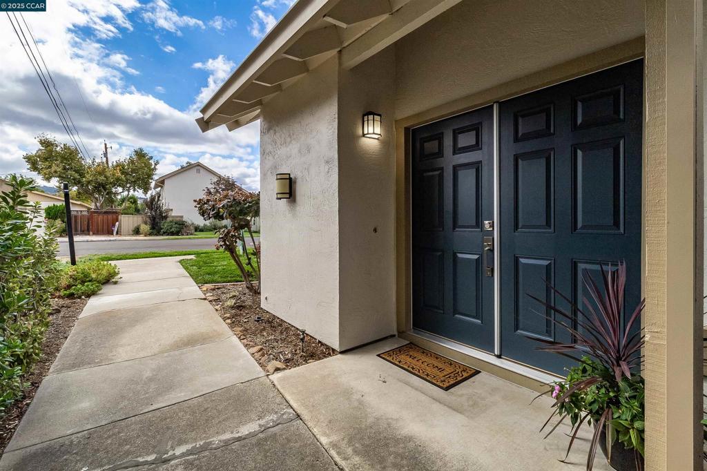 HIDDEN CREEK - Residential
