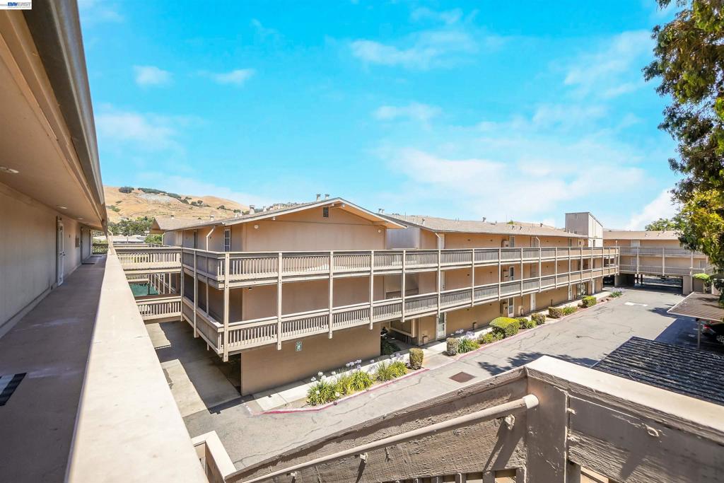 260 Industrial Pkwy 47