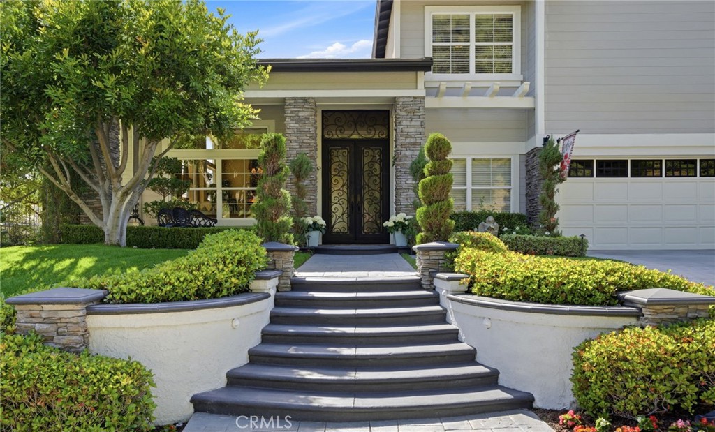 847 S Canyon Mist Lane