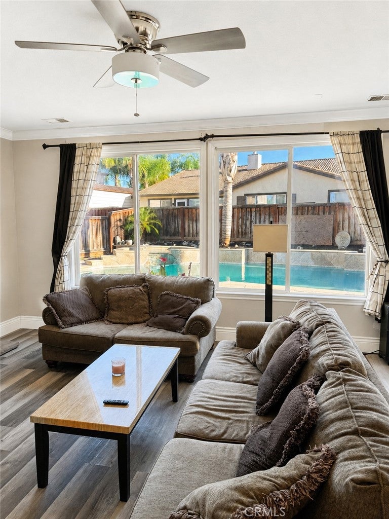 2348 Arch Court