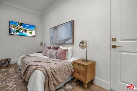 Tiny photo for 2205 Canyonback Road, Los Angeles, CA 90049 (MLS # 25588419)