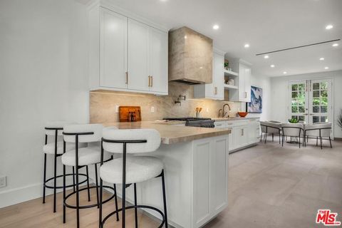 Tiny photo for 2205 Canyonback Road, Los Angeles, CA 90049 (MLS # 25588419)