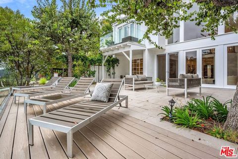 Tiny photo for 2205 Canyonback Road, Los Angeles, CA 90049 (MLS # 25588419)