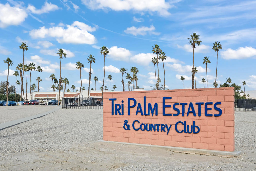 Tri Palm Estates - Manufactured In Park