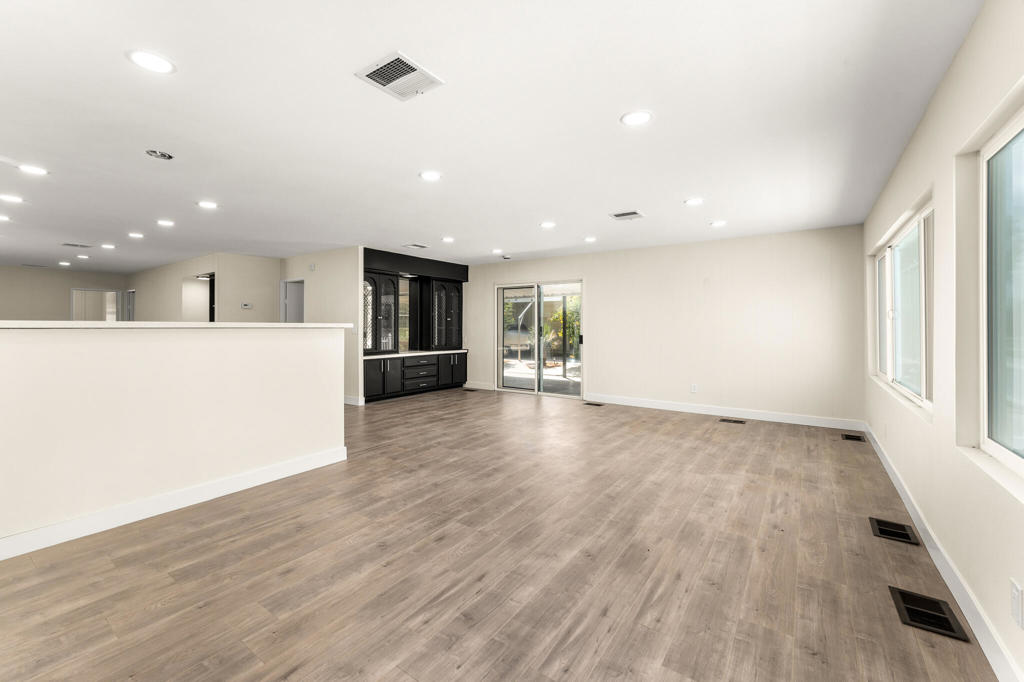 Tri Palm Estates - Manufactured In Park