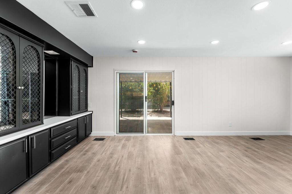 Tri Palm Estates - Manufactured In Park