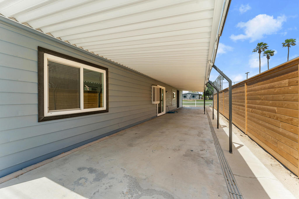 Tri Palm Estates - Manufactured In Park