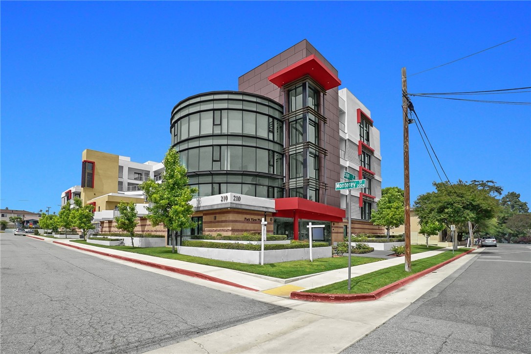 210 N Monterey Street 304