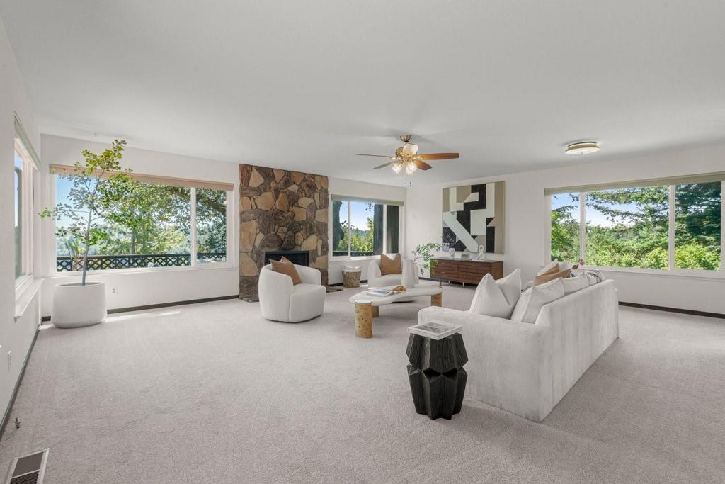 599 Hacienda Drive