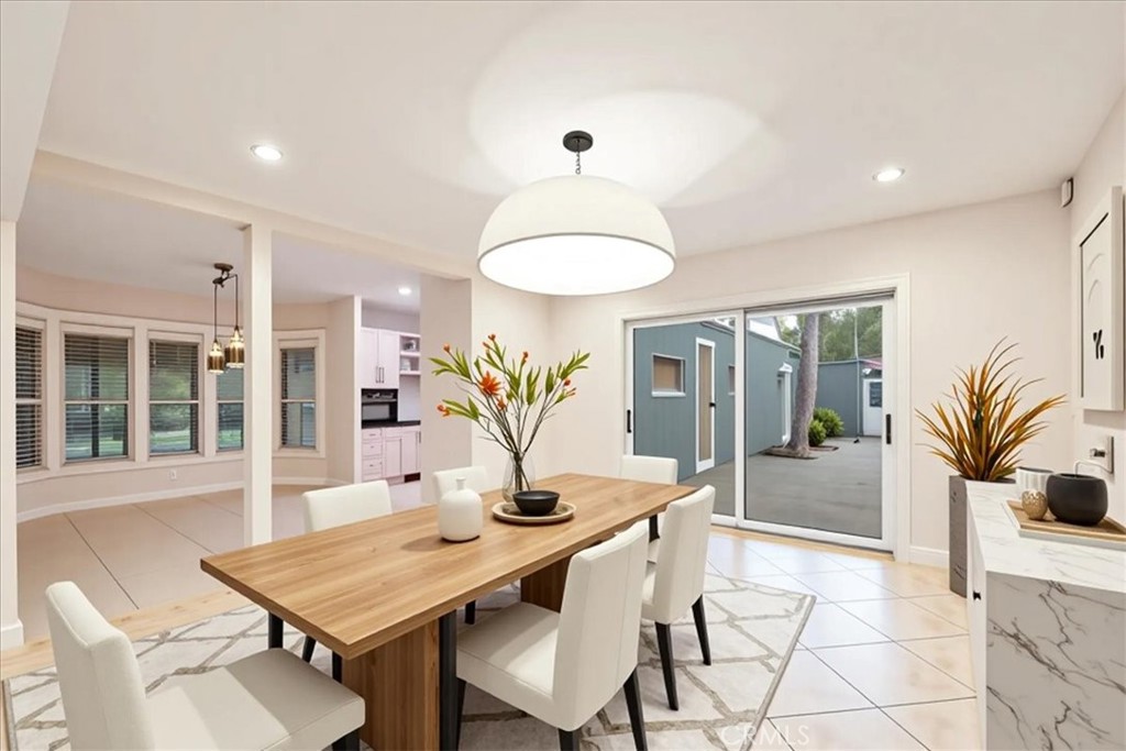 1301 N Orange Grove Avenue