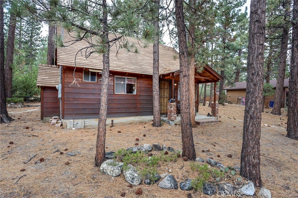 630 Pine
