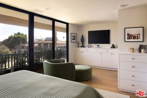 Tiny photo for 1370 Plaza De Sonadores, Santa Barbara, CA 93108 (MLS # 26101742)