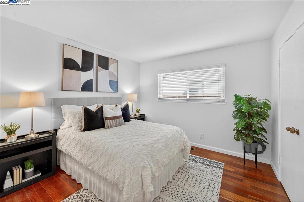 DEL PRADO - Residential