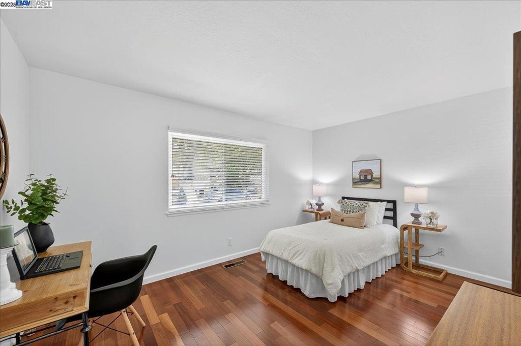 DEL PRADO - Residential