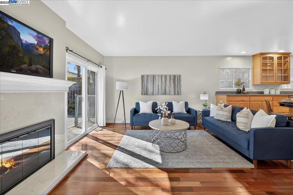 DEL PRADO - Residential