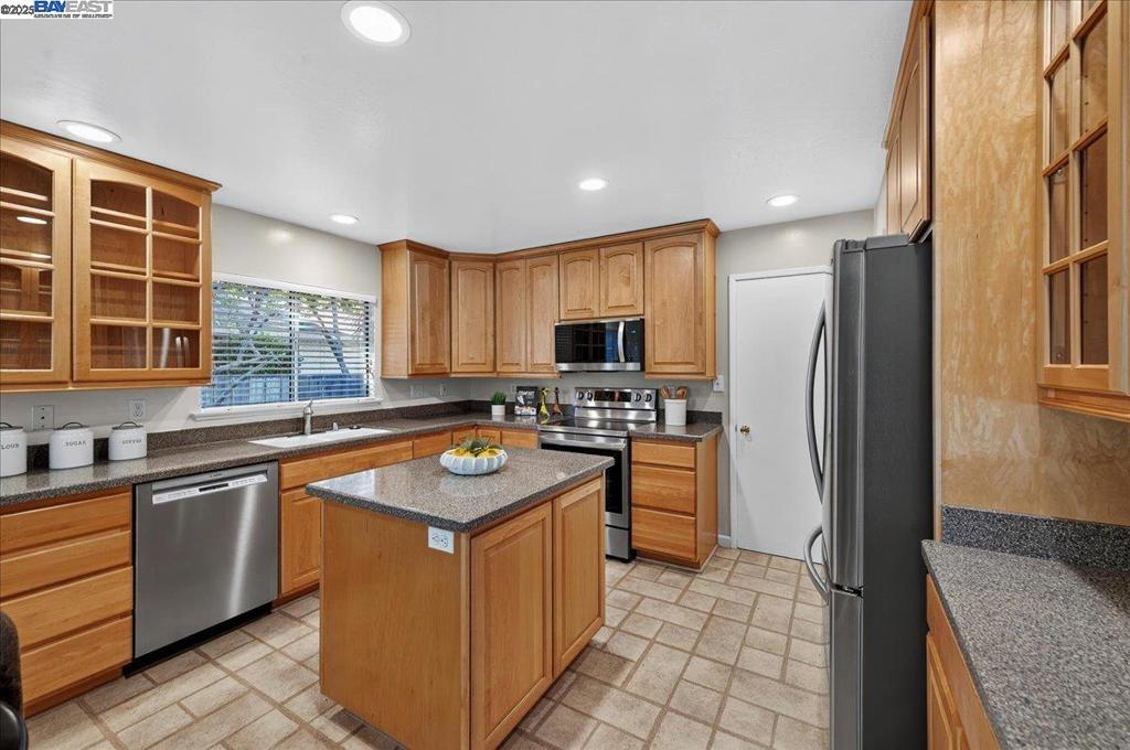 DEL PRADO - Residential