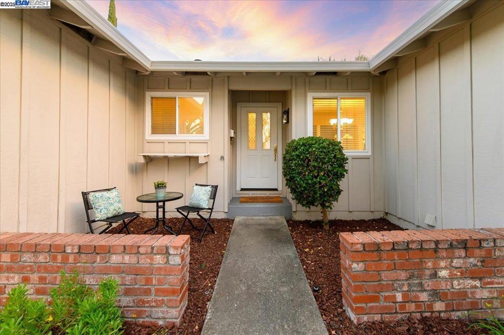 DEL PRADO - Residential