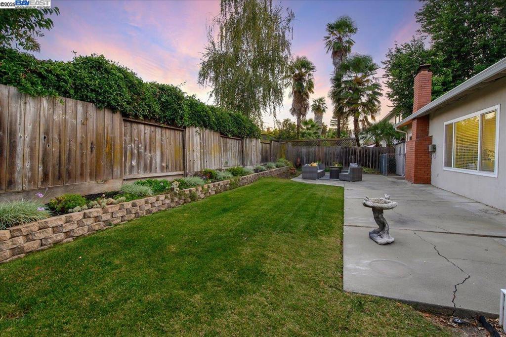 DEL PRADO - Residential