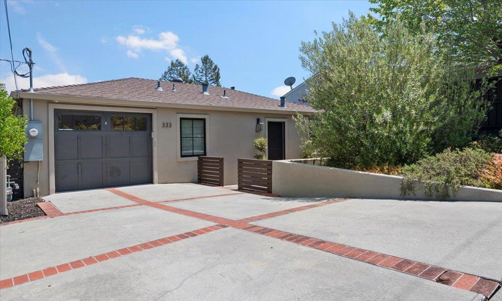 333 Oakview Drive