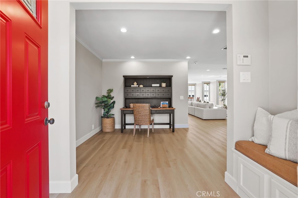 2114 Ostrom