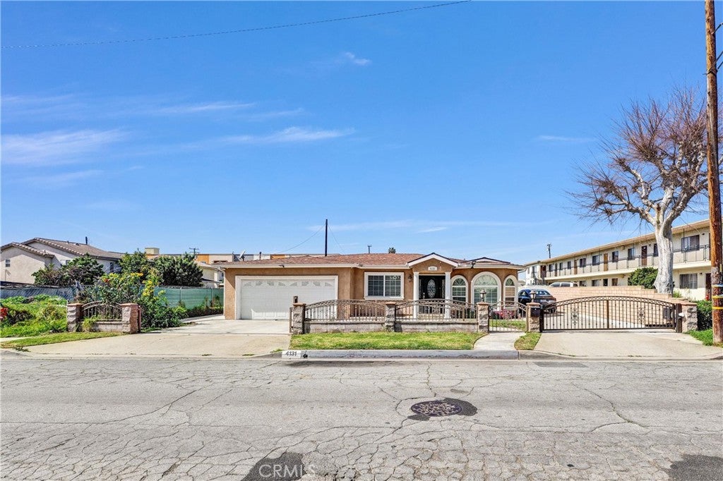 4131 Rowland Avenue